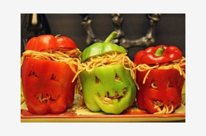 Спагетти в болгарском перце на Хэллоуин